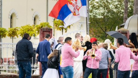 POBEGLI SVATOVI ZBOG ZEMLJOTRESA! Neviđena drama na svadbi u BiH, i mladenci pobegli glavom bez obzira iz restorana! Niko nije znao šta se dešava