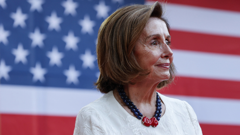 PELOSI IZVREĐALA SI ĐINPINGA "Svi ćete zaboraviti"