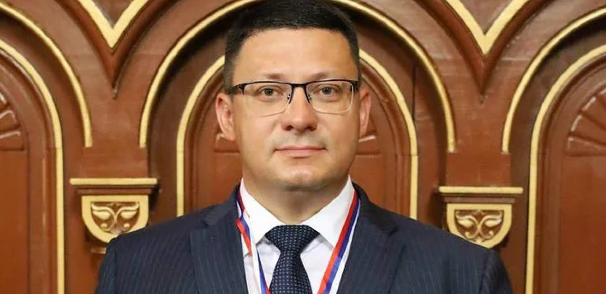 Kolumna Aleksandra Đurđeva: Praziluk u glavi!