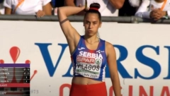 SRPSKO ČUDO OD DETETA OSVOJILA ZLATO: Adriana je u ovoj disciplini oborila sopstveni rekord i ponovo postala šampionka sveta