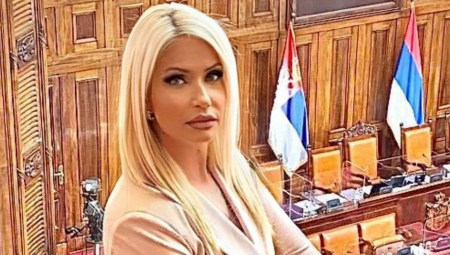 BOŽIĆ ŽESTOKO ODGOVORILA TEPIĆKI "Politika opozicije svodi se na blaćenje svega srpskog!"