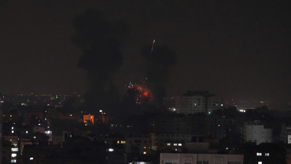 PUCNJAVA U HEBRONU Naoružani Palestinac ubio jednu, ranio tri osobe