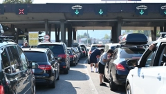 KOLAPS NA GRANICAMA PRED VIKEND Na ovom prelazu se čeka satima!