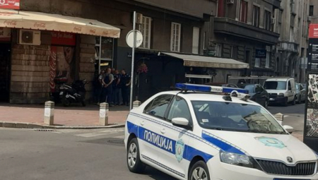 DRAMA U KRAGUJEVCU! Dojava o bombi na Pravnom i Ekonomskom fakultetu - vatrogasci na terenu!