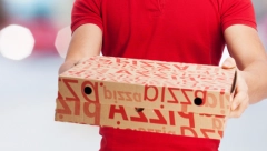 BEZOBRAZNO Beograđanka poručila picu, kad je videla račun zgranula se, evo šta su joj sve naplatili