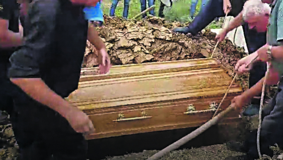 JEZIV SRPSKI OBIČAJ Šta ukućani treba da urade ukoliko pokojnik premine u kući