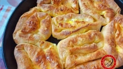 DA VAM JUTRO ZAMIRIŠE NA DOMAĆE Vruće hrskave uvijače sa sirom kao iz pekare, gotove za 5 minuta