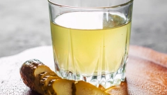 PRAVO BLAGO IZ TEGLE Kiseli krastavci mogu da štite jetru, ubrzavaju probavu i pomažu kod dijabetesa