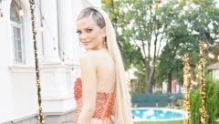 BEZ TRUNKE ŠMINKE! Milica Pavlović fotografijom u spavaćici zapalila društvene mreže (FOTO)