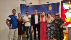 "BUDIMO BEZBEDNI" U opštini Savski venac održana javna tribina (FOTO)