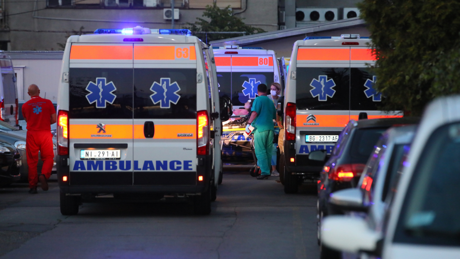 DEVOJČICA RANJENA U MASAKRU KRITIČNO Dečaci zbrinuti u Tiršovoj za nekoliko dana idu kući
