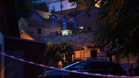 GOLA UŠLA U SOBU STANODAVCA, A ONDA JE ULETELA NJENA MAJKA I SVE FOTOGRAFISALA Vlasnik kuće prošao golgotu, a zatim je zaradio i ubod nožem u leđa