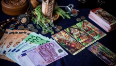 NEDELJNI NOVČANI HOROSKOP 12. DO 18. SEPTEMBRA Device moraju da budu opreznije sa novcem, dok drugi znak očekuje iznenadno BOGATSTVO