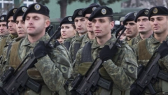 ALBANCI OBUČAVAJU SNAJPERISTE Prolaze specijalnu obuku u Jordanu