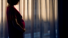 TRUDNU ŽENU MUŽ ZAPALIO PLINSKOM BOCOM Nakon 11 dana borbe za život ona je preminula, svi zanemeli od tuge i šoka!