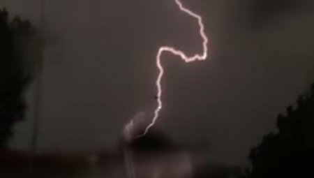 TRAGEDIJA U GRČKOJ Grom ubio jednog planinara, drugi teško povređen