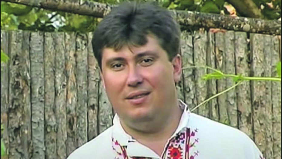 EVO KAKO DANAS IZGLEDA PEVAČ HITA "VASKO ŽABATA" Svi su bili hipnotisani njegovom pesmom, niko ga ne prepoznao! (FOTO)