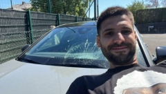NIŠTA NIJE SLUČAJNO Mitrović na neobičan način poručio svom saigraču kako ne valja biti škrt (FOTO/VIDEO)