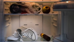 STAVITE CIPELE U ZAMRZIVAČ Ovaj briljantni trik će vas rešiti svih muka