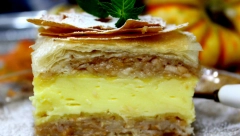FANTASTIČNA POSLASTICA Pita s jabukama i kremom od vanile, ulepšaće vam dan