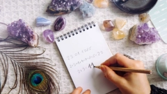 U VAŠEM IMENU I PREZIMENU PIŠE DA LI ĆETE SE OBOGATITI: Oni lako dolaze do novca i njima će novčanik stalno biti pun