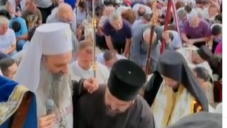 SVEČANOST U CRNOJ GORI Patrijarhu uručena Svetosavska povelja Herceg Novog