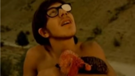 TRAGIČNA SUDBINA ČUVENOG PERHANA Znate ga iz filma "Dom za vešanje", a legendarni glumac je život okončao na brutalan način