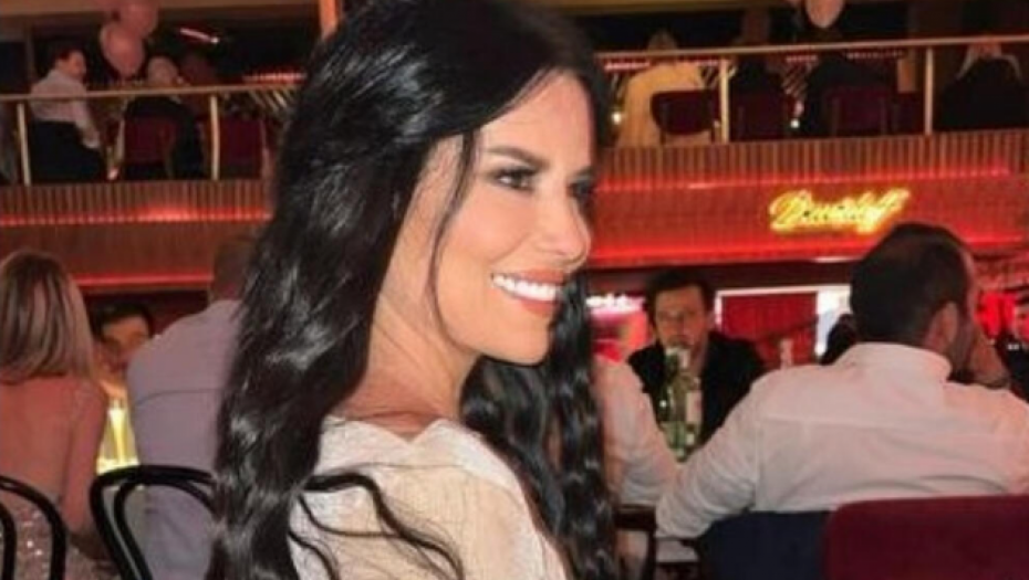 MAJKA ADAMA ADAKTARA TRUDNA U PETOJ DECENIJI! Alis ima troje unučadi, a sada je sve oduševila fotografijom (FOTO)