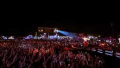 IZGUBIO SE DEČAK NA MUSIC WEEK-U Organizatori odmah prekinuli program