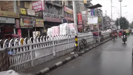 ZAPALIO DEVOJKU DOK JE SPAVALA JER JE ODBILA NJEGOVU PROSIDBU Horor u Indiji koji je potresao svet