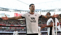 POVREDA JE PROŠLOST Mitrović se vratio na teren, pa zabeležio nestvarnu asistenciju (VIDEO)