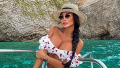 OVAKO MAJA MARINKOVIĆ ZAVODI MUŠKARCE Starleta otkrila dugo čuvanu tajnu, pokazala trik koji je delovao na brojne muškarce iz rijalitija (FOTO)