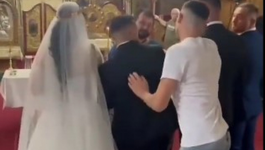 KAKAV MAJMUN Snimak sa venčanja u Srbiji razbesneo mnoge, zbog gluposti umalo upropastio slavlje