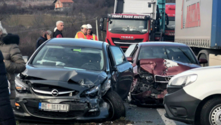 JOŠ JEDNA ŽRTVA STRAVIČNE NESREĆE KOD UŽICA Dete (6) preminulo u bolnici, među poginulima i policajac!