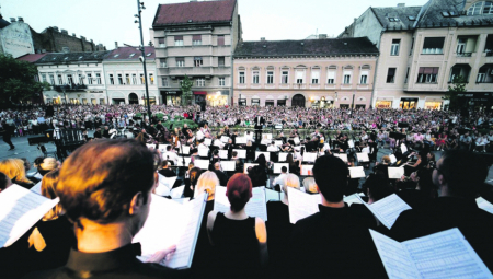 VELIKI KONCERT "MUZIČKA VIZIJA BALKANA" POMEREN ZBOG KIŠE Karmina Burana, Satori i regionalne zvezde besplatno u subotu na Ušću!