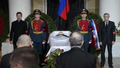 SAHRANA BEZ DRŽAVNIH POČASTI Rusi se opraštaju od Gorbačova, Putin ne prisustvuje (FOTO)