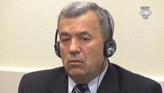 HOROR TRETMAN U HAGU! Radoslava pustili posle 23 godine, odmah primljen u bolnicu - sumnja se na sepsu!