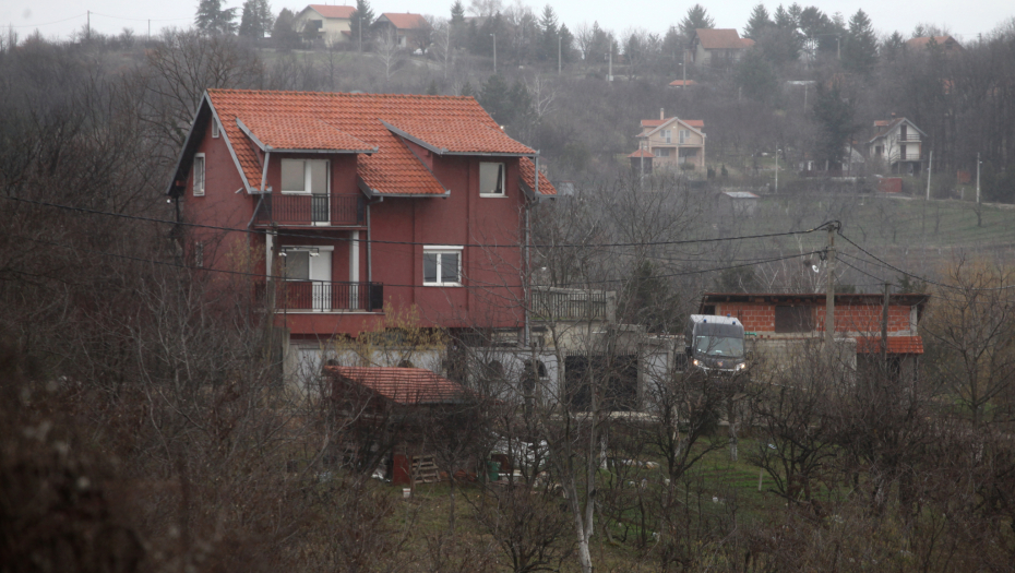 MILJKOVIĆ IZ ZATVORA POSLAO TAJNU PORUKU BRAŠNJOVIĆU: "Ne brinite braćo, kuća je kao apoteka" (FOTO)