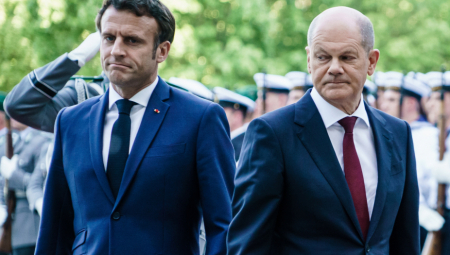 "SHVATITE IH OZBILJNO" Diplomate EU anonimno otkrile plan Makrona i Šolca - šalju ih u Beograd i Prištinu!
