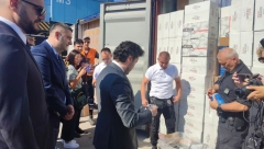 "ŠVERC CIGARETA KLINIČKI MRTAV!" Pale tone cigareta u Baru, oglasio se Abazović! (VIDEO)