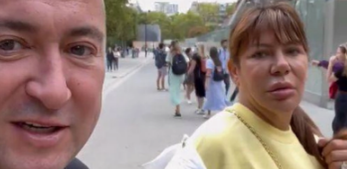 VATROMET I BUKET RUŽA Duplo slavlje u porodici Trajković, Đani supruzi priredio nezaboravno iznenađenje, a ovo je povod (VIDEO)