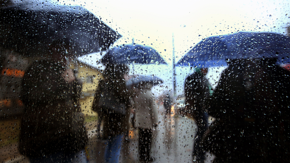 U SRBIJU STIŽU PLJUSKOVI I PESAK IZ SAHARE Temperatura će nastaviti da raste, a onda - preokret!