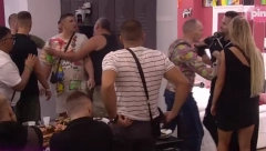 PRVA ŽESTOKA TUČA U ZADRUZI 6! Kristijan i Uroš napravili opšti karambol, Ćertić se krvnički zaleteo i gurnuo cimera (FOTO)