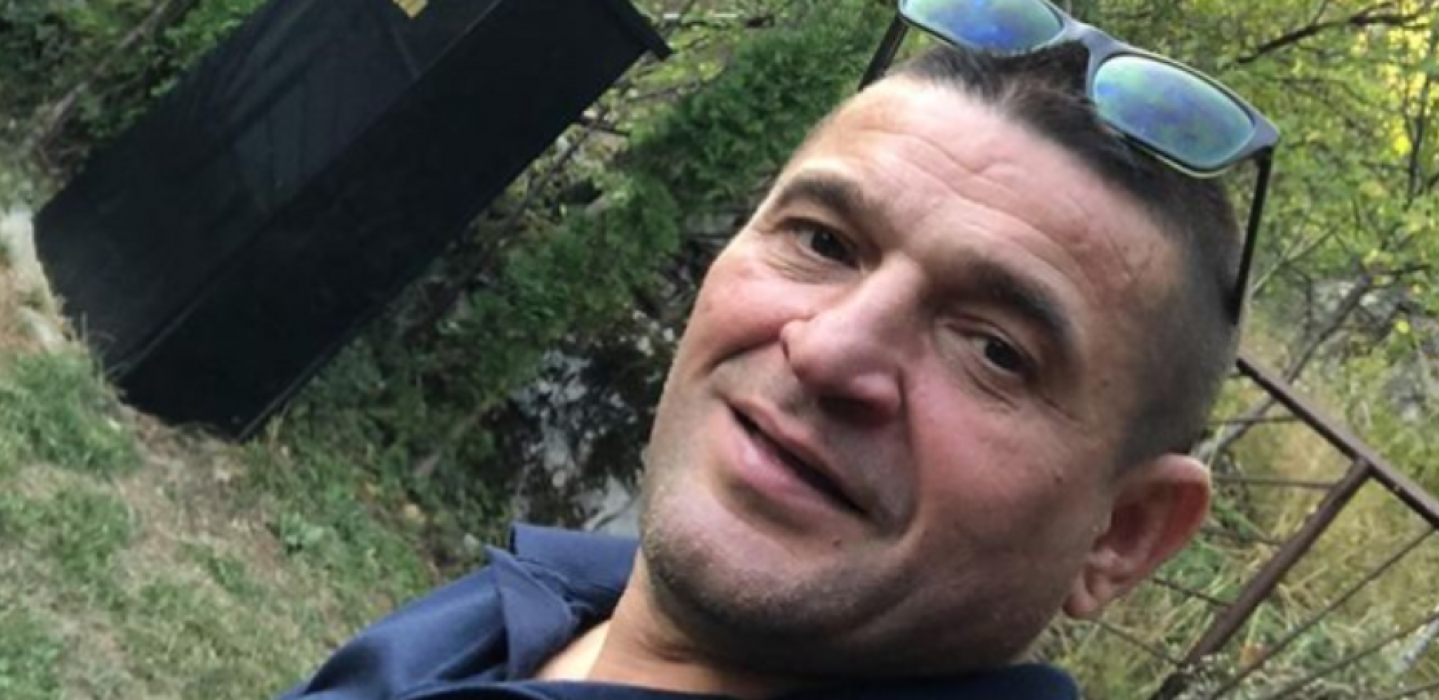 IMA ČAK ŠESTORO DECE Baja Mali Knindža je ponosan otac, a evo kako izgledaju njegove ćerke (FOTO)