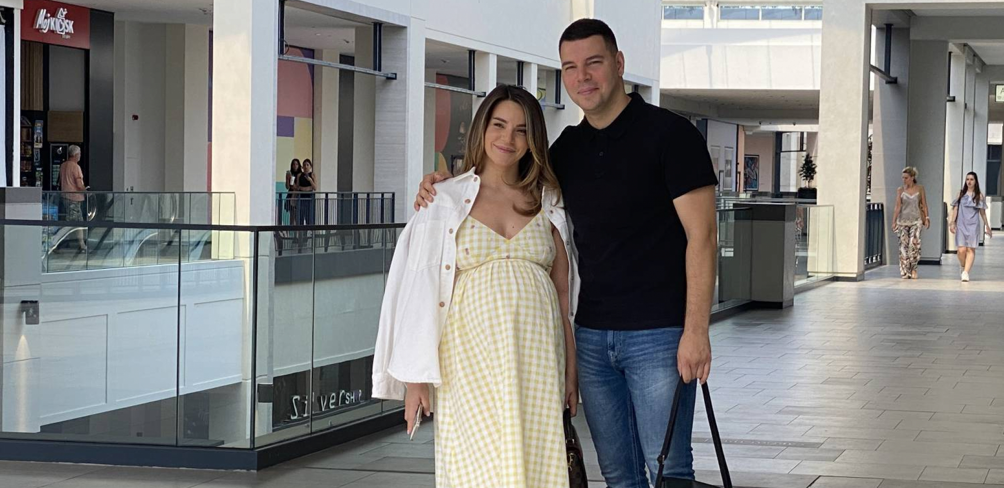 POHVALILA SE PRATIOCIMA Petar Mitić priredio supruzi romantično iznenađenje, IVANA ODUŠEVLJENA (FOTO)