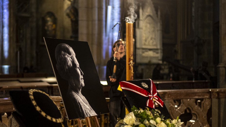 OLENA ZELENSKI VIP ZVANICA! Na prijemu uoči sahrane kraljice biće žena ukrajinskog lidera, a evo da li će se Putin pojaviti!