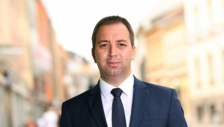 Selak: Srbija neće stati - podrška izbornoj listi “Aleksandar Vučić - Srbija ne sme da stane”