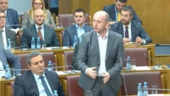 Knežević: Odričem se funkcija predsednika SAD i Rusije