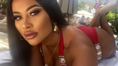 ŽELELA JE ZADNJICU KAO KIM KARDAŠIJAN Danas ne može da nosi farmerke, ali to nije jedini problem!