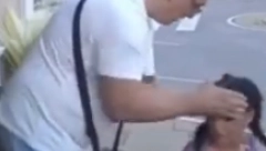 KRISTIJAN ZADRUGARKI LOMIO VRAT Šok snimak kruži mrežama, a jedan potez je mogao da bude fatalan po nju (VIDEO)